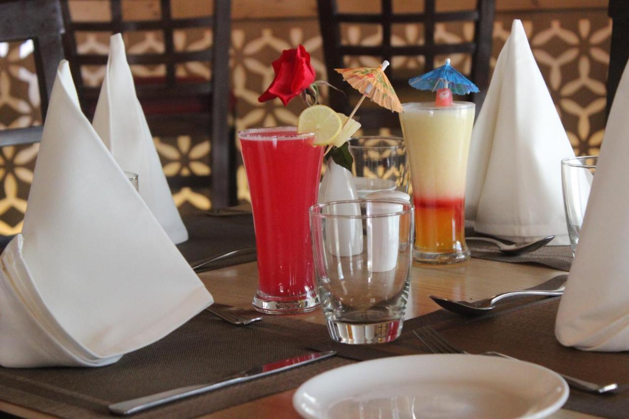 Four Banyans Spirit&Nature Resort Rāipur Extérieur photo