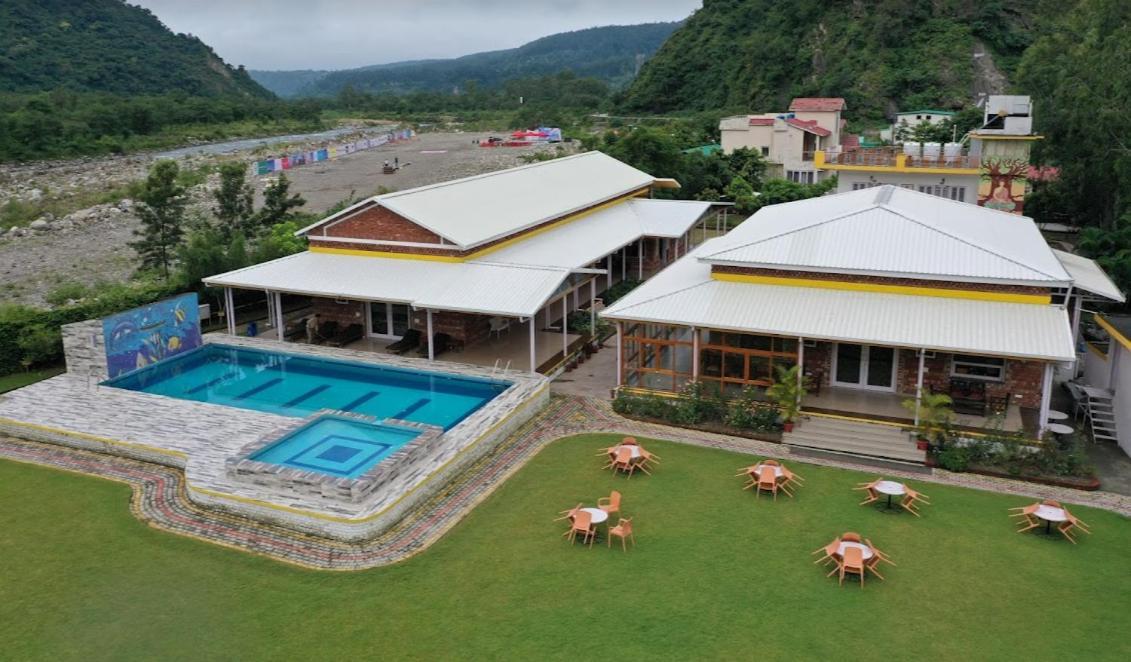 Four Banyans Spirit&Nature Resort Rāipur Extérieur photo
