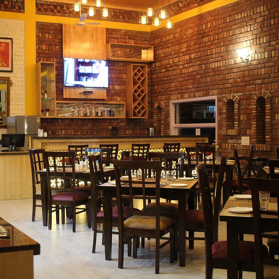 Four Banyans Spirit&Nature Resort Rāipur Extérieur photo