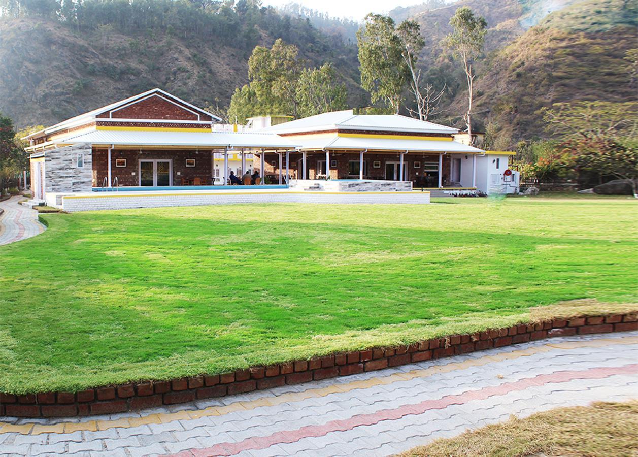 Four Banyans Spirit&Nature Resort Rāipur Extérieur photo